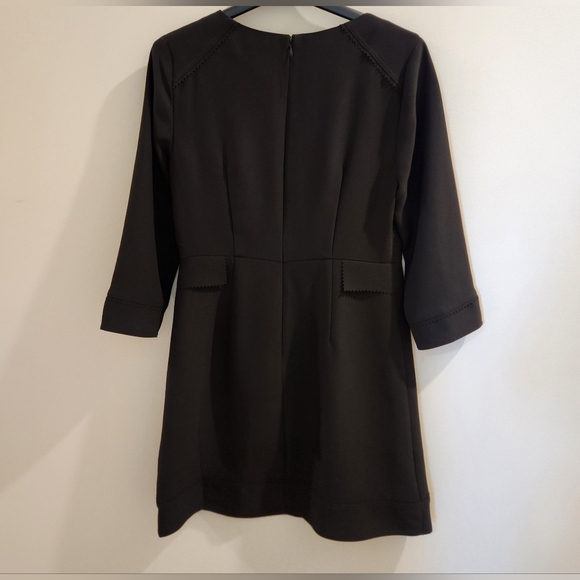 Banana Republic Little Black Dress 3/4 Sleeve Crew Neck Laser Cut Detailing SZ 6 - Picture 15 of 15